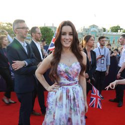 Lucie Jones en la red carpet de Eurovisión 2017