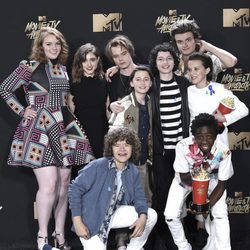 El equipo de 'Stranger Things', en la gala MTV Movie & TV Awards 2017