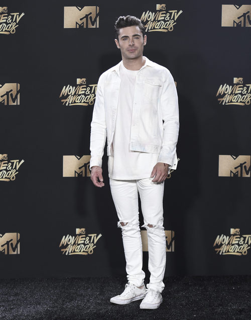 Zac Efron, en la gala MTV Movie & TV Awards 2017