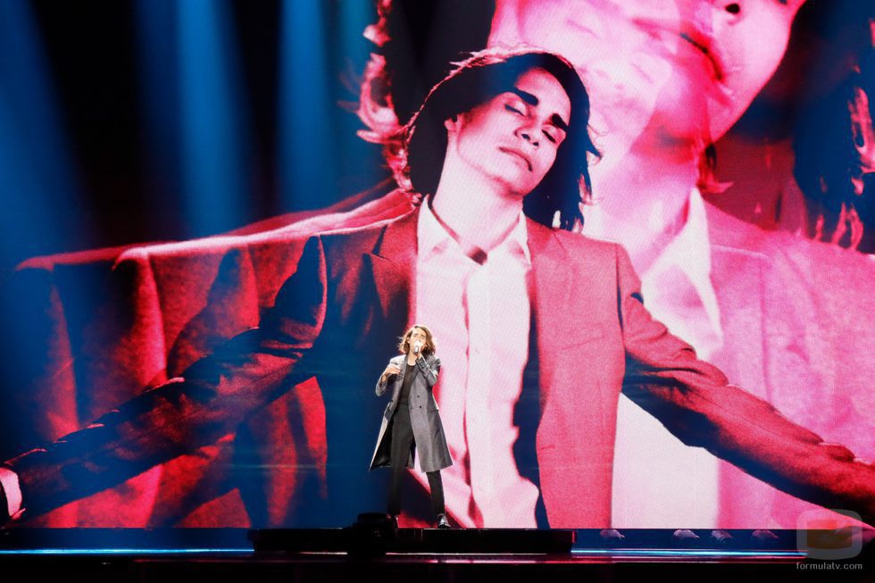 Isaiah (Australia) en la Primera Semifinal de Eurovisión 2017