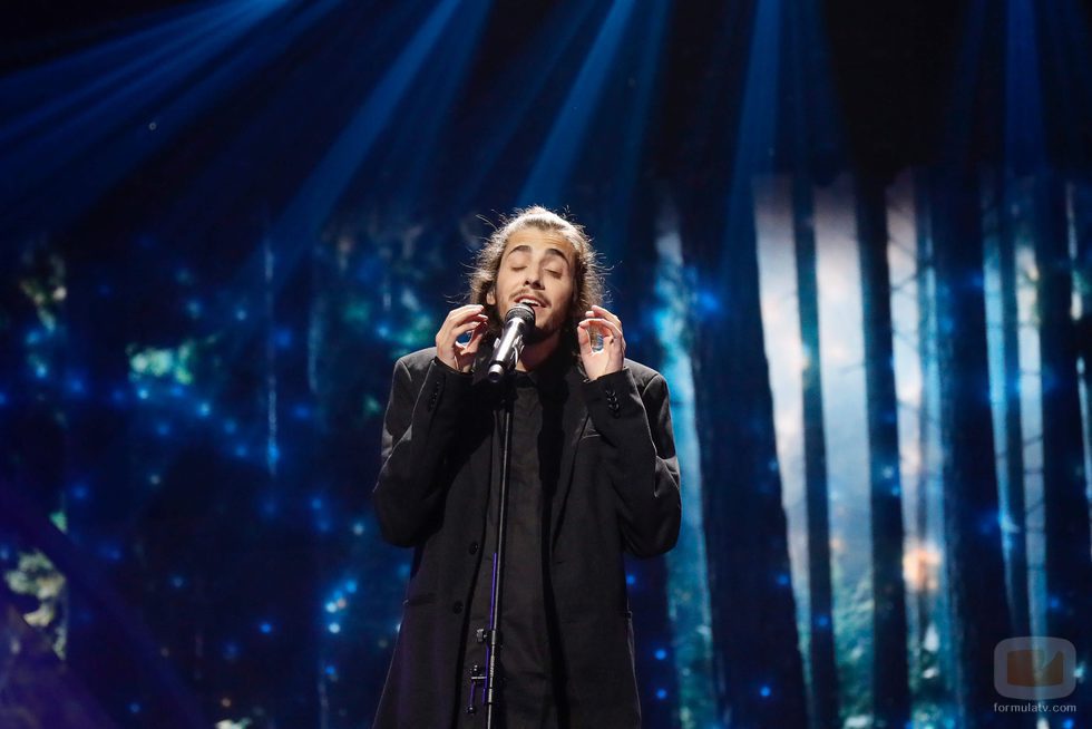 Salvador Sobral (Portugal) en la Primera Semifinal de Eurovisión 2017