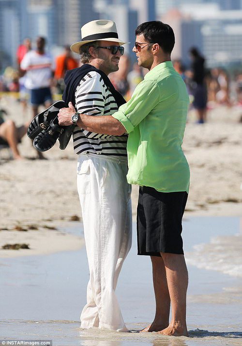 Ricky Martin y Édgar Ramírez en una escena de 'The Assassination of Gianni Versace: American Crime Story'
