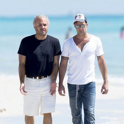 Escena de Ricky Martin y Édgar Ramírez en 'The Assassination of Gianni Versace: American Crime Story'