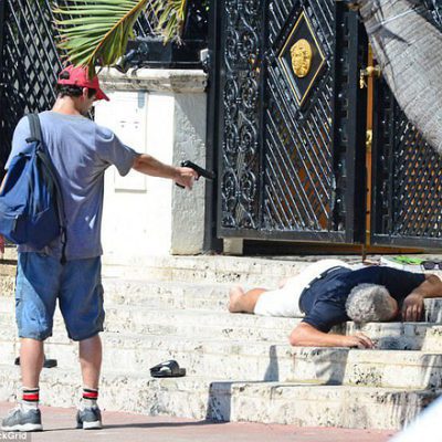 Escena asesinato de 'The Assassination of Gianni Versace: American Crime Story'