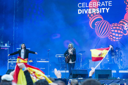Manel Navarro actúa en el Eurovillage en el Festival de Eurovisión 2017