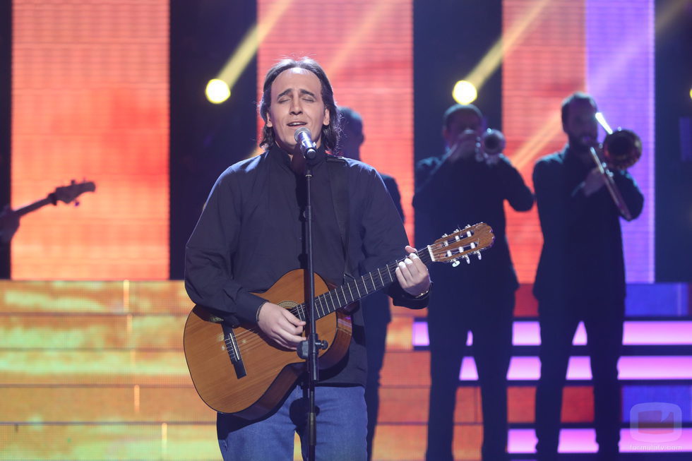 José Voces imita a Serrat en la novena gala de 'Tu cara no me suena todavía'