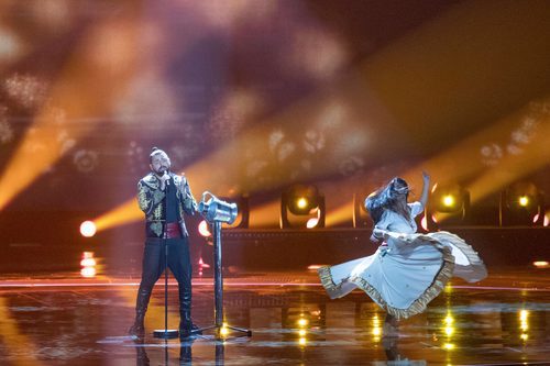 Joci Papai (Hungría) en la Final de Eurovisión 2017