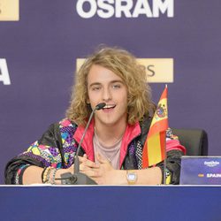 Manel Navarro en la rueda de prensa del Big Five de Eurovisión 2017