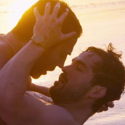 Miguel Ángel Silvestre y Alfonso Herrera se demuestran su amor en 'Sense8'