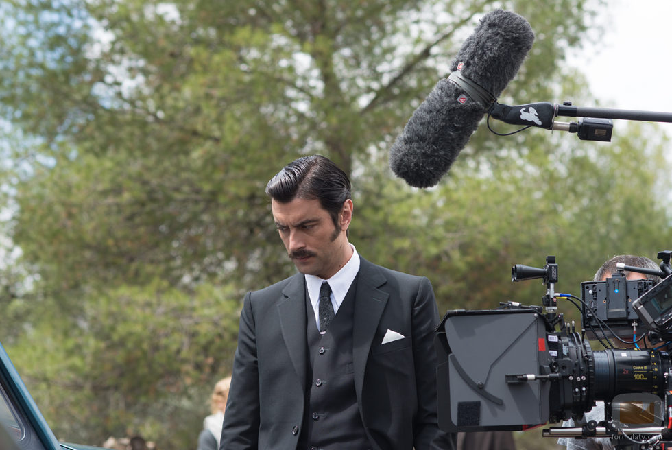 Javier Rey rodando 'Velvet Colección'