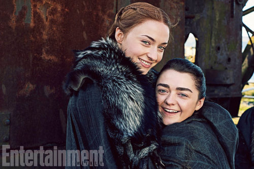 Sophie Truner y Maisie Williams en el reencuentro de Los Stark ('Juego de Tronos')
