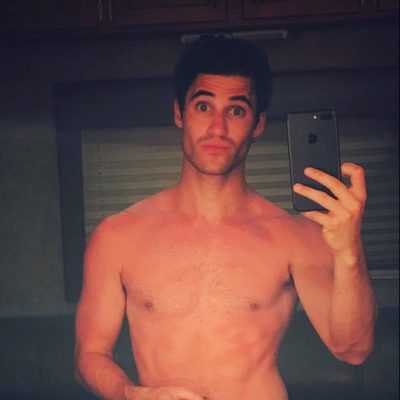 Darren Criss desnudo en 'American Crime Story'