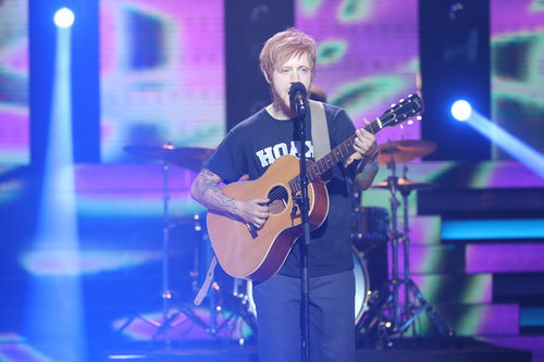 Manel Navarro imita a Ed Sheeran en la final de 'Tu cara no me suena todavía'