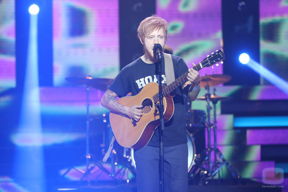 Manel Navarro imita a Ed Sheeran en la final de 'Tu cara no me suena todavía'