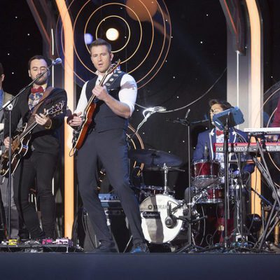 Víctor Elías y su banda en 'No es un sábado cualquiera'