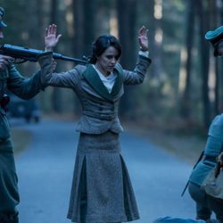 Lola Mendieta en el capítulo "Tiempo de espías" de 'El Ministerio del Tiempo'