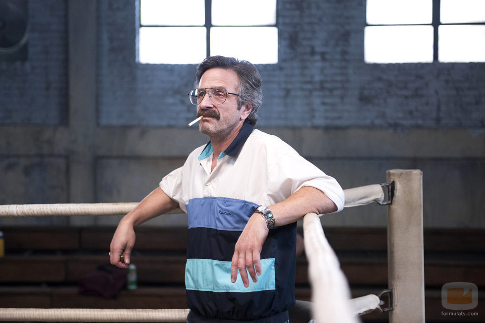 Marc Maron en el primer capítulo de la primera temporada de 'GLOW'