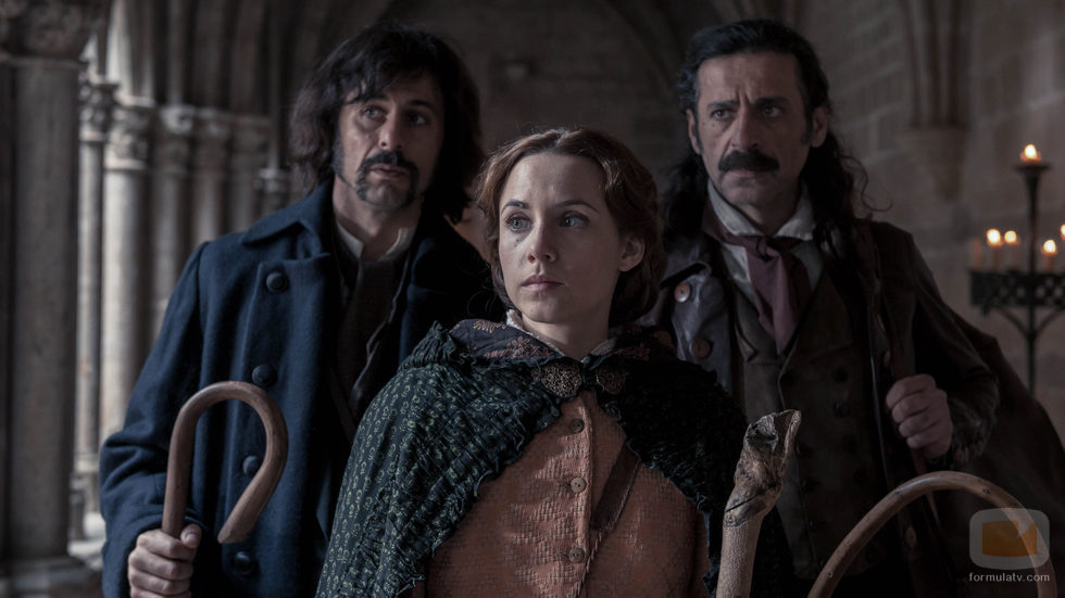 Hugo Silva, Nacho Fresneda y Aura Garrido en 'El Ministerio del Tiempo' de TVE
