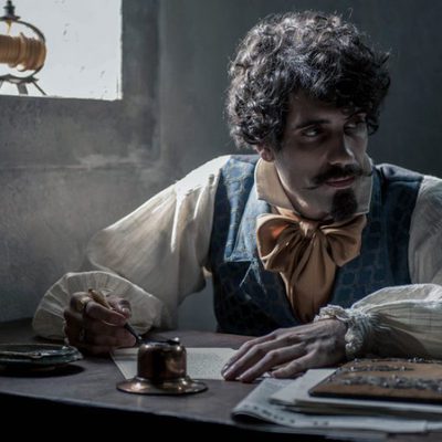 Tamar Novas como Bécquer en 'El Ministerio del Tiempo'