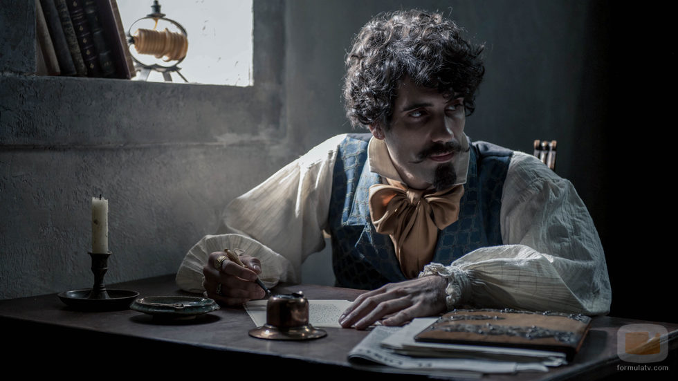 Tamar Novas como Bécquer en 'El Ministerio del Tiempo'