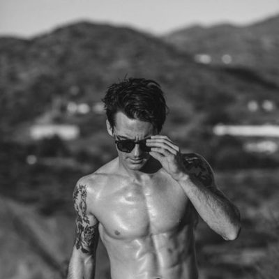 Drake Bell posa para Flaunt