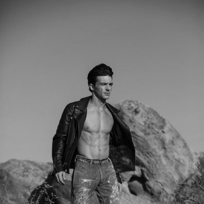 Drake Bell ('Drake & Josh') en una sensual sesión de fotos