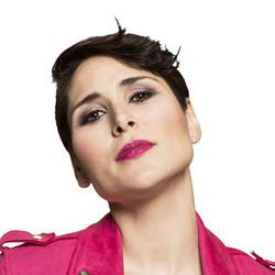 Rosa López posa desafiante en una imagen promocional de 'Soy Rosa'
