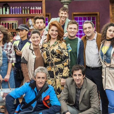 Elenco de 'La Pelu'