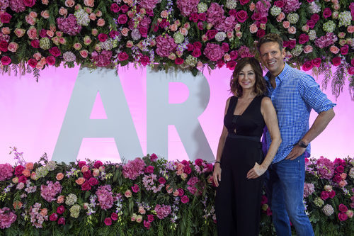 Ana Rosa Quintana posa junto a Joaquín Prat de 'El programa de Ana Rosa'