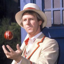 Peter Davison, quinta encarnación del Doctor en 'Doctor Who'