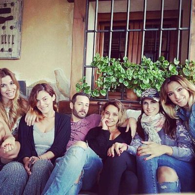 Natalia, Geno Machado, Alejandro Parreño, Chenoa, Nuria Fergó y Gisela ('Operación Triunfo') posando para una foto