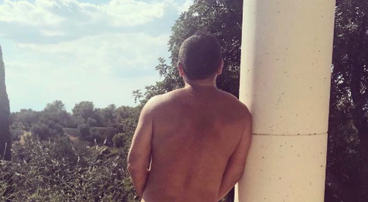 Jorge Javier posa desnudo en su cuenta de Instagram