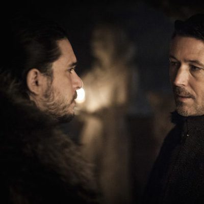 Jon Nieve y Meñique en el segundo capítulo de la séptima temporada de 'Juego de Tronos'