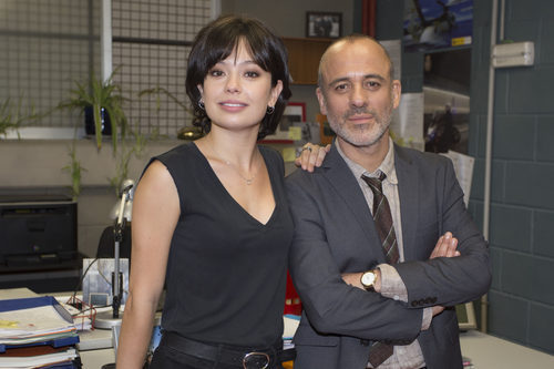 Javier Gutiérrez (Manuel Márquez) y Anna Castillo (Susana) en las fotos promocionales de 'Estoy vivo'
