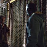 Danny Rand y Luke Cage se enfentan en 'The Defenders'