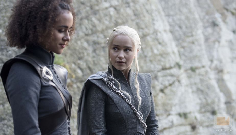 Missandei y Daenerys en el 7x04 de 'Juego de Tronos'