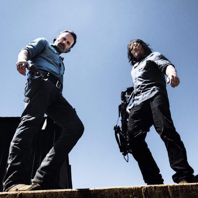 Andrew Lincoln (Rick Grimes) y Norman Reedus (Daryl Dixon) en la octava temporada de 'The Walking Dead'