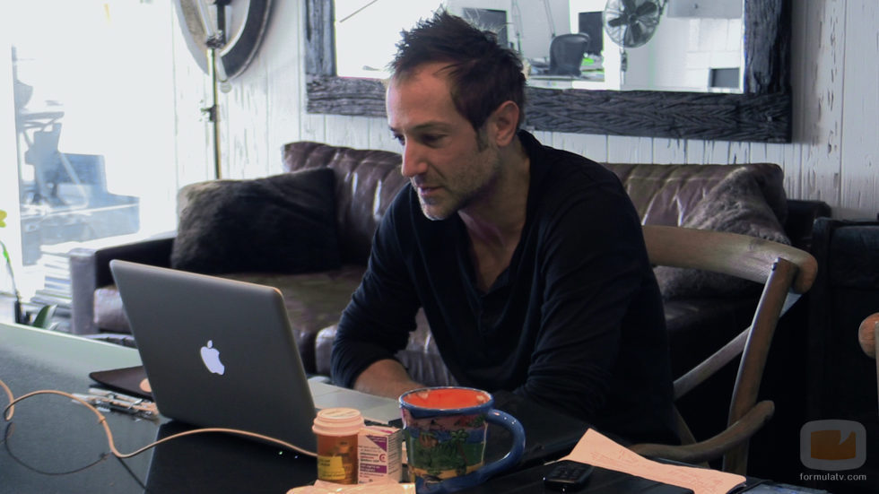 Bryan Fogel frente al ordenador en 'Ícaro'