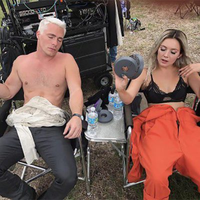 Colton Haynes y Billie Lourd en el set de 'American Horror Story: Cult'
