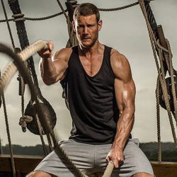 Tom Hopper ('Juego de tronos') posa muy sexy en la revista Men's Health