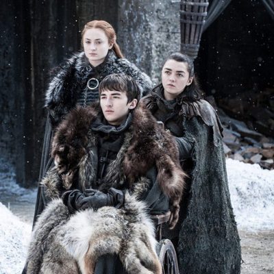 Sansa Stark, Arya Stark y Bran Stark en el 7x04 de 'Juego de Tronos'