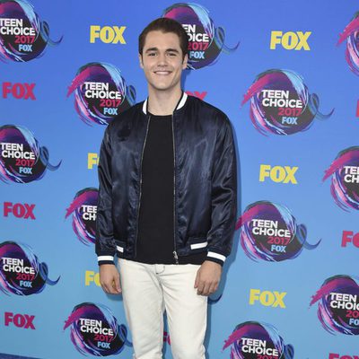 Charlie DePew en los Teen Choice Awards 2017