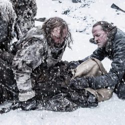 Jorah Mormont y El Perro durante el 7x06 de 'Juego de Tronos'