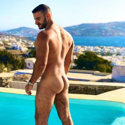Eliad Cohen, posa desnudo y muy sexy