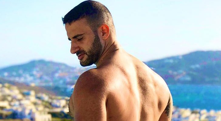 Eliad Cohen, posa desnudo y muy sexy