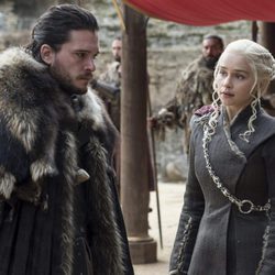 Jon Snow y Daenerys Targaryen en el 7x07 de 'Juego de Tronos' 