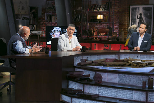 Iker Jiménez en la mesa de 'Cuarto milenio'