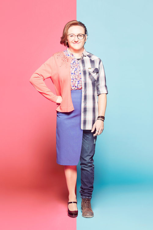 Carlos Santos de cuerpo entero en 'Ella es tu padre'