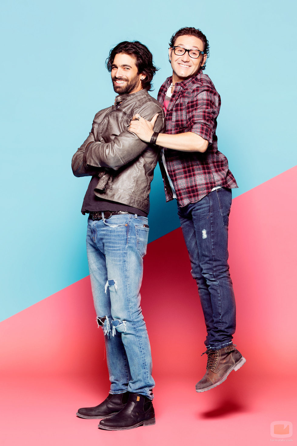 Carlos Santos y Rubén Cortada en las fotos promocionales de 'Ella es tu padre'