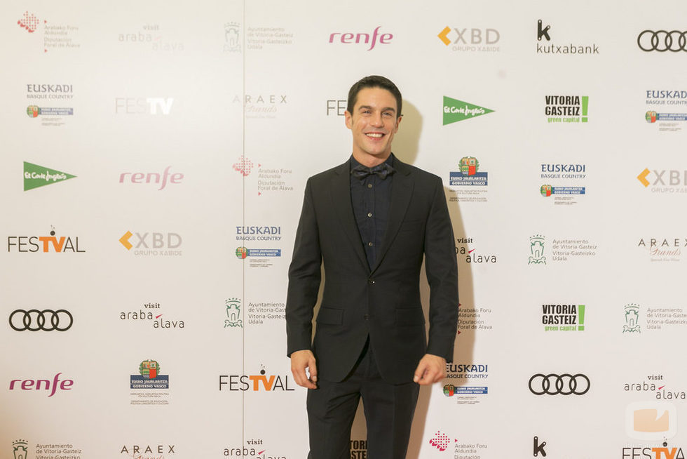 Alejo Sauras ('Estoy vivo') posa en el photocall del FesTVal